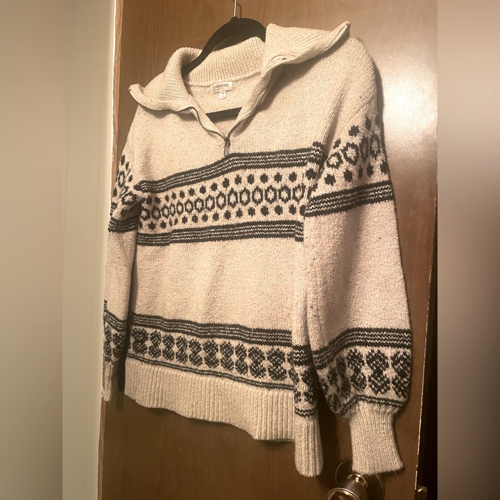 REITMANS quarter zip knit sweater